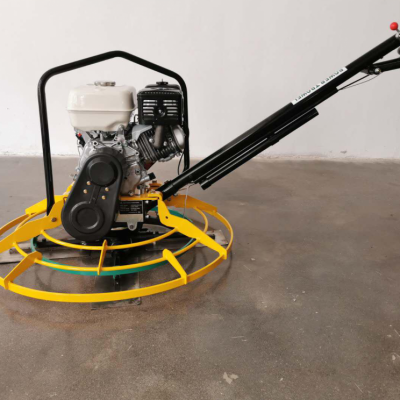 Construction Works Hand On Gasoline Power Trowel Machine With 1000mm Width